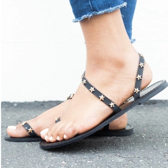 ⭐🎊Host Pick!🎊⭐ Strappy Star Sandals - Picture 3 of 6